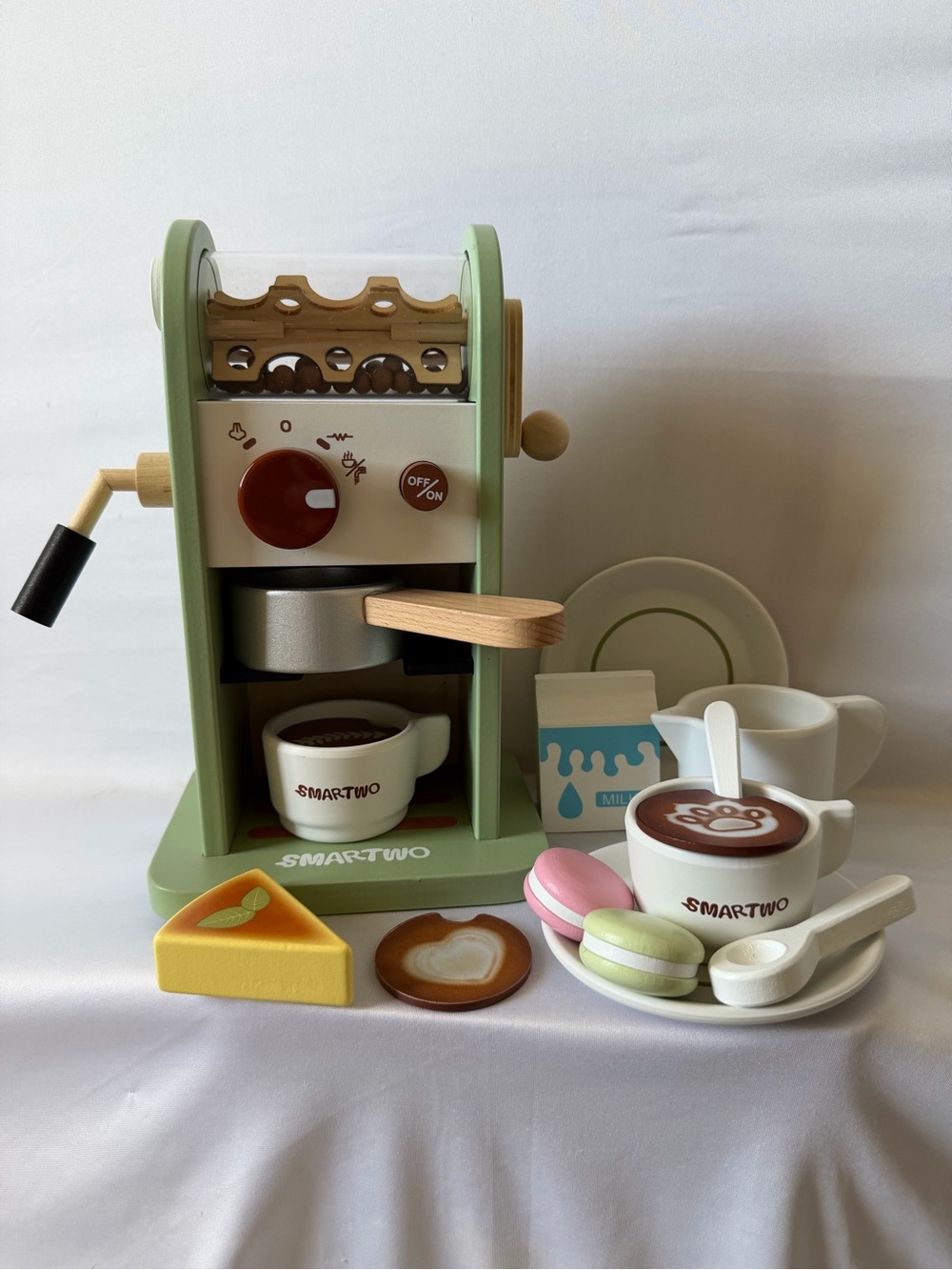 Smart Two Kids Wooden Coffee Maker Toy,Coffee Machine Playset with Grinder,